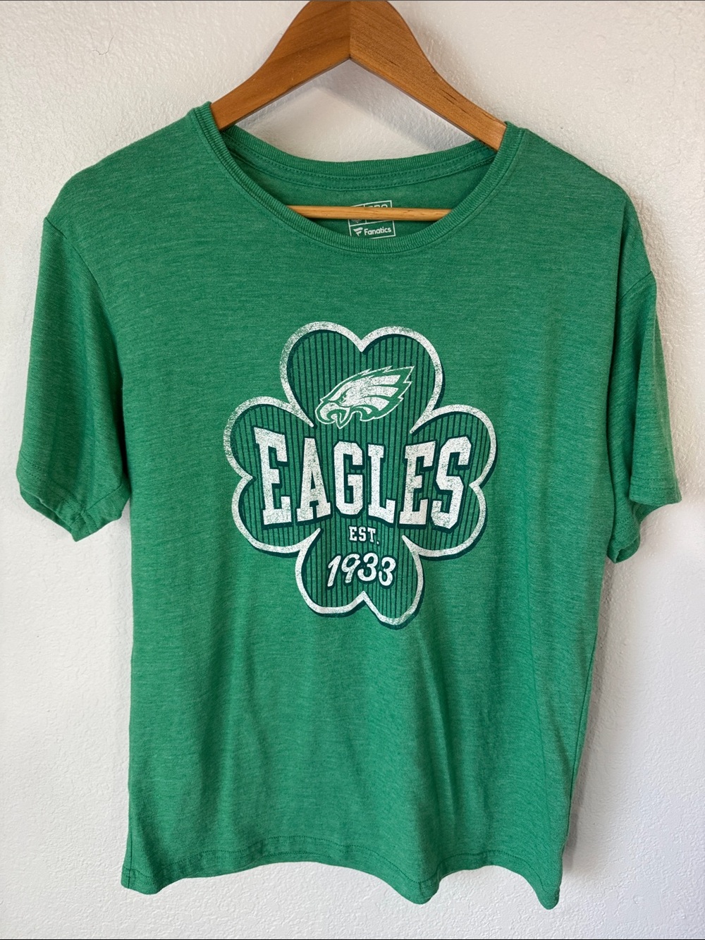 Menās Eagles Tee